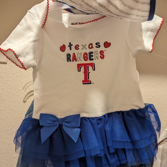 Brand New MLB Texas Ranger's 3-pc infant set - Picture 3 of 3